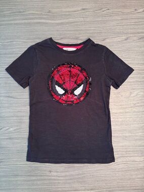 🌟3/$20 Bundle - H&M Black Tee with RSequin Spiderman Emblem